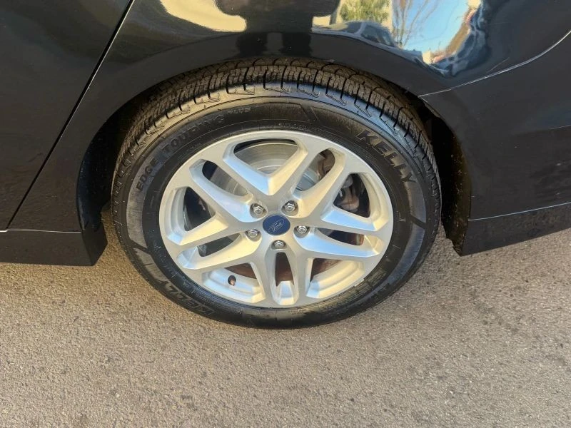 2014 Ford Fusion 2nd Gen - Image 9 of 12
