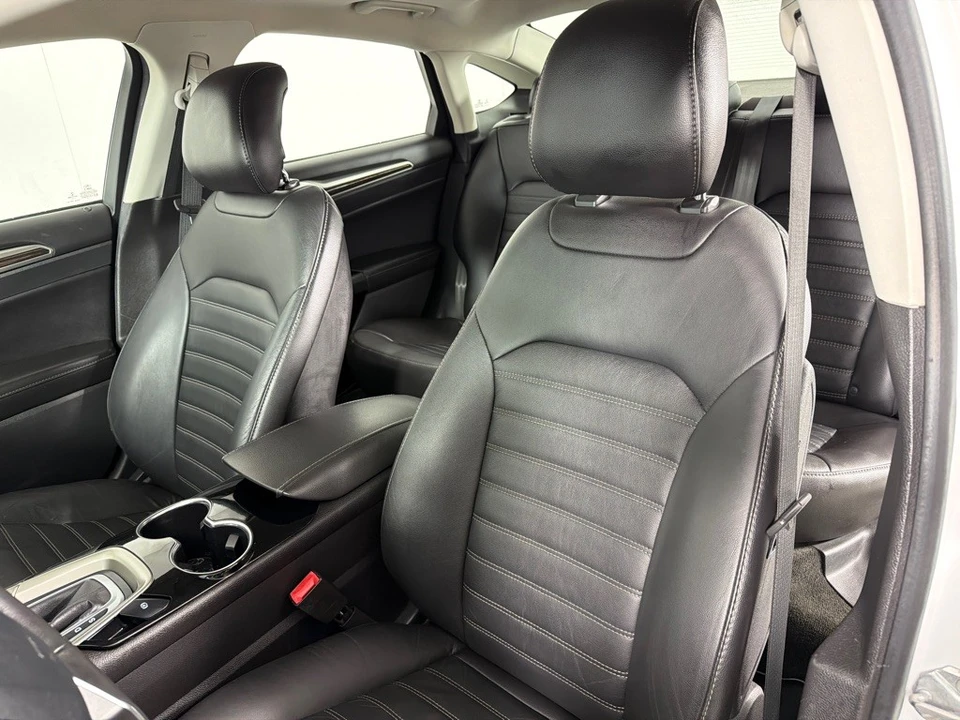 2014 Ford Fusion 2nd Gen - Image 12 of 21