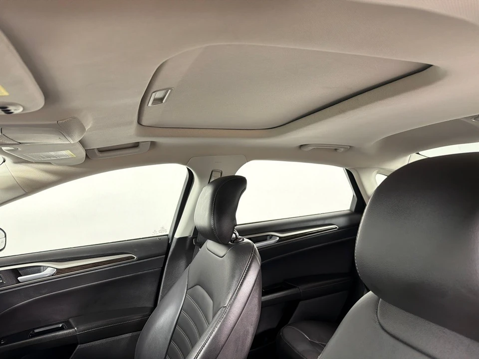 2014 Ford Fusion 2nd Gen - Image 13 of 21
