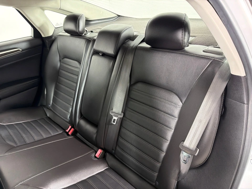 2014 Ford Fusion 2nd Gen - Image 20 of 21
