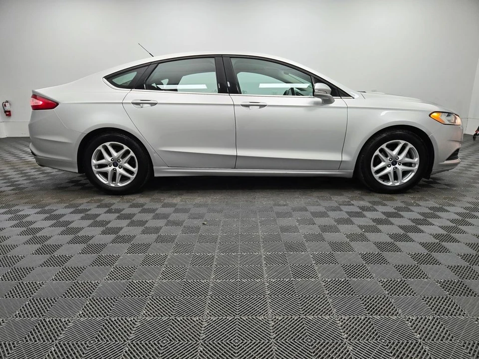 2014 Ford Fusion 2nd Gen - Image 6 of 12