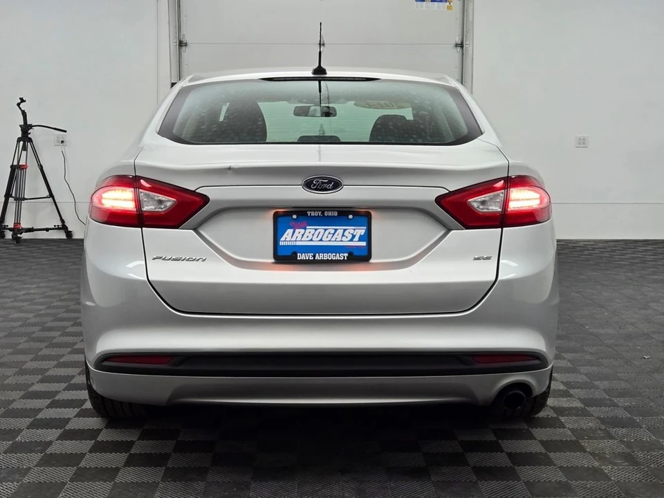 2014 Ford Fusion 2nd Gen - Image 8 of 12