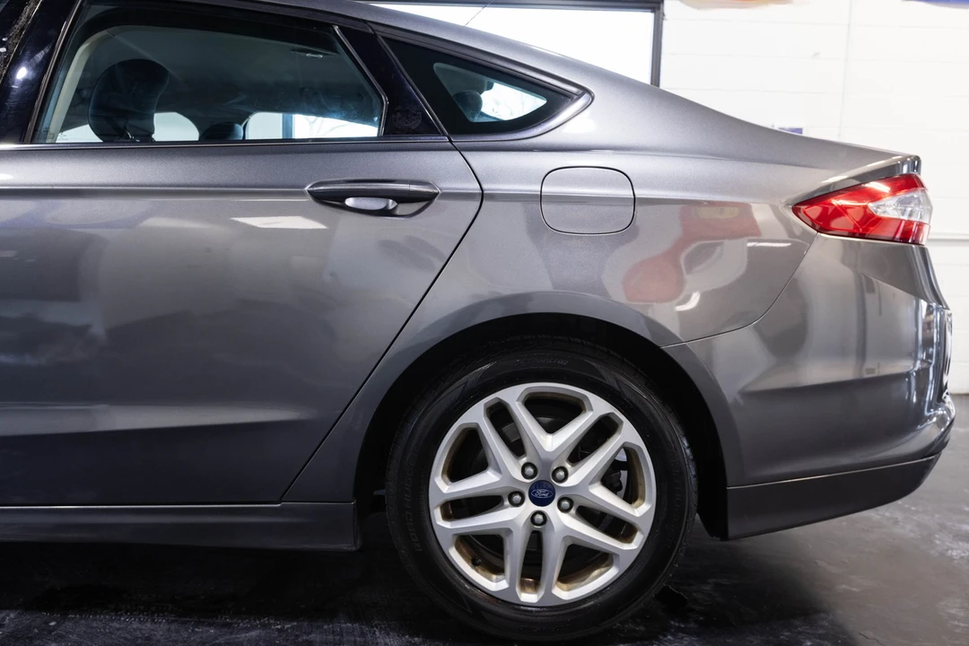 2014 Ford Fusion 2nd Gen - Image 6 of 12