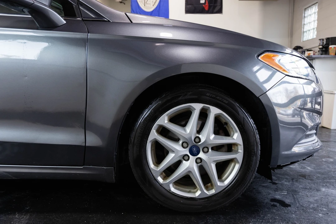 2014 Ford Fusion 2nd Gen - Image 14 of 21