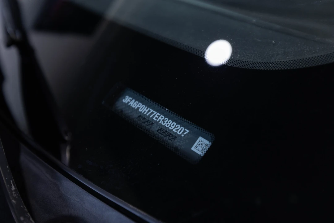 2014 Ford Fusion 2nd Gen - Image 18 of 21