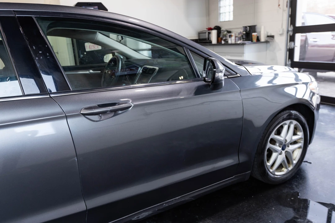 2014 Ford Fusion 2nd Gen - Image 13 of 21