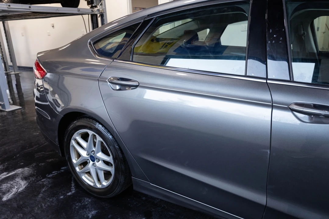 2014 Ford Fusion 2nd Gen - Image 11 of 12