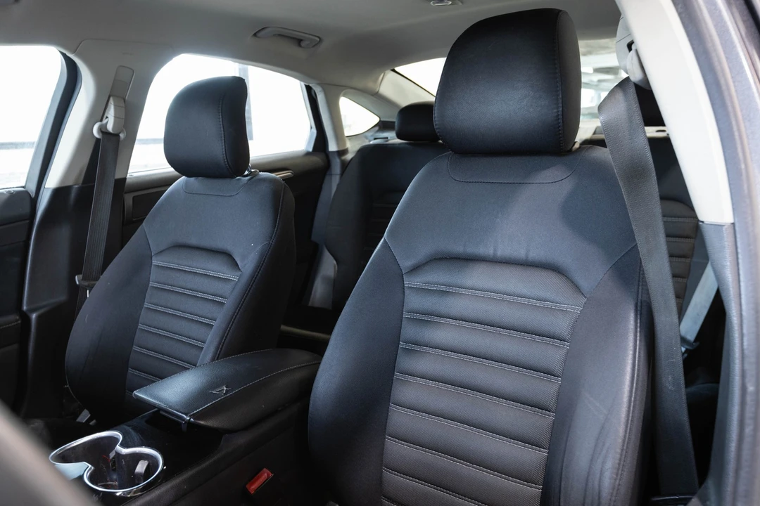 2014 Ford Fusion 2nd Gen - Image 20 of 21