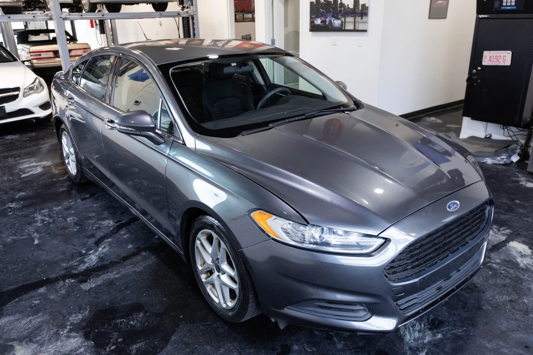 2014 Ford Fusion 2nd Gen - Image 16 of 21