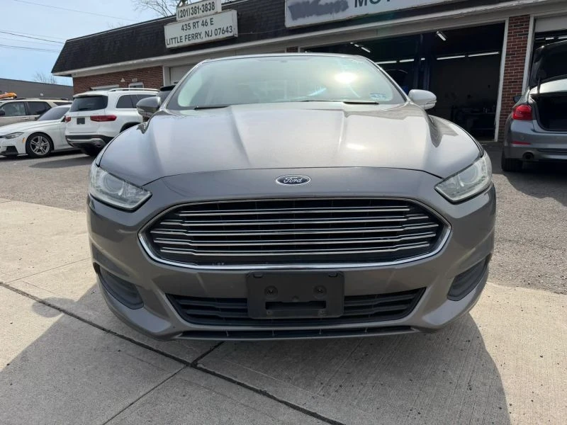 2014 Ford Fusion 2nd Gen - Image 2 of 12