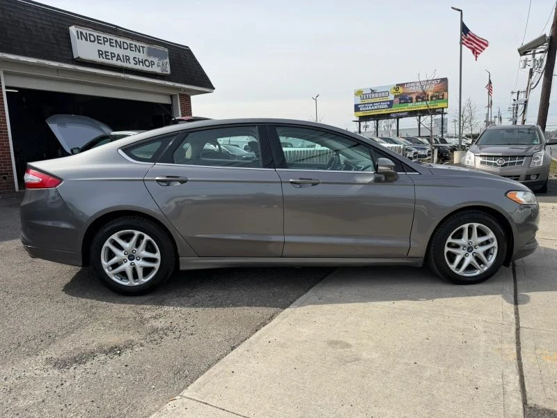 2014 Ford Fusion 2nd Gen - Image 4 of 12
