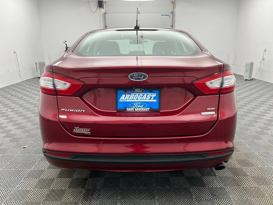 2014 Ford Fusion 2nd Gen - Image 9 of 12
