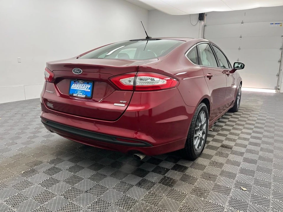 2014 Ford Fusion 2nd Gen - Image 8 of 12