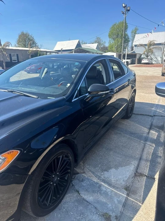 2014 Ford Fusion 2nd Gen - Image 2 of 7