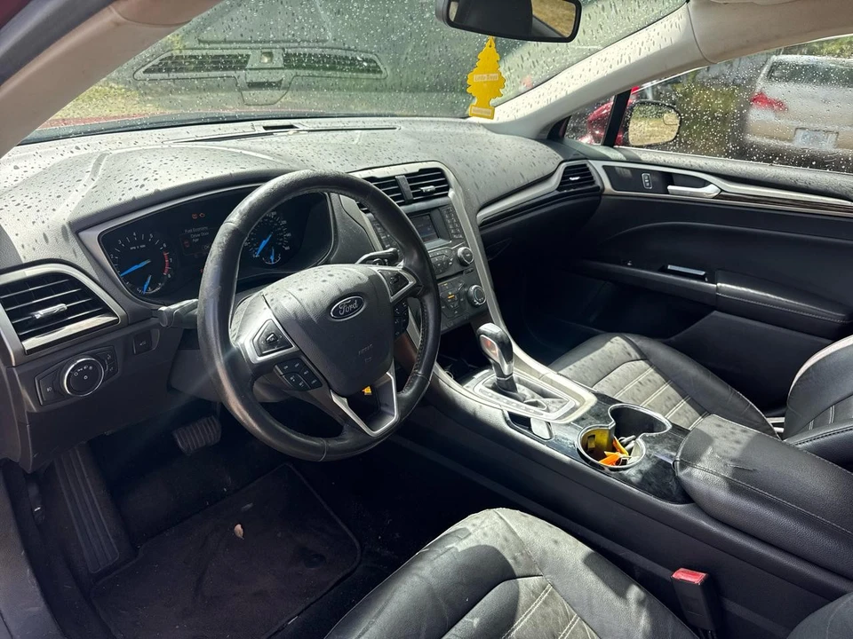 2014 Ford Fusion 2nd Gen - Image 7 of 10