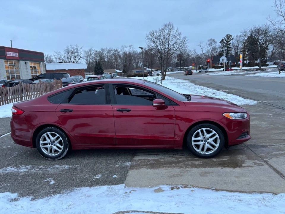 2014 Ford Fusion 2nd Gen - Image 13 of 21
