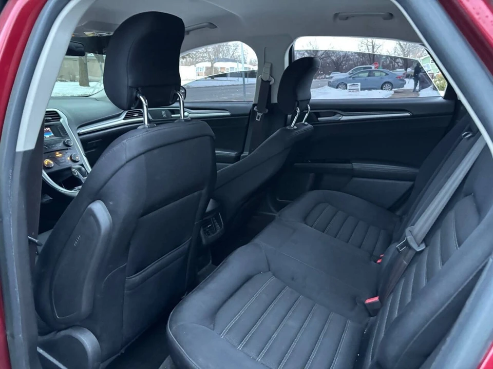 2014 Ford Fusion 2nd Gen - Image 18 of 21