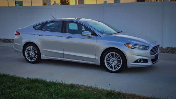 2014 Ford Fusion 2nd Gen - Image 4 of 12