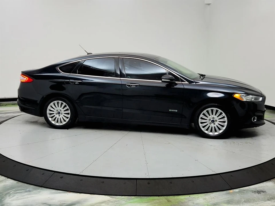 2014 Ford Fusion 2nd Gen - Image 4 of 12