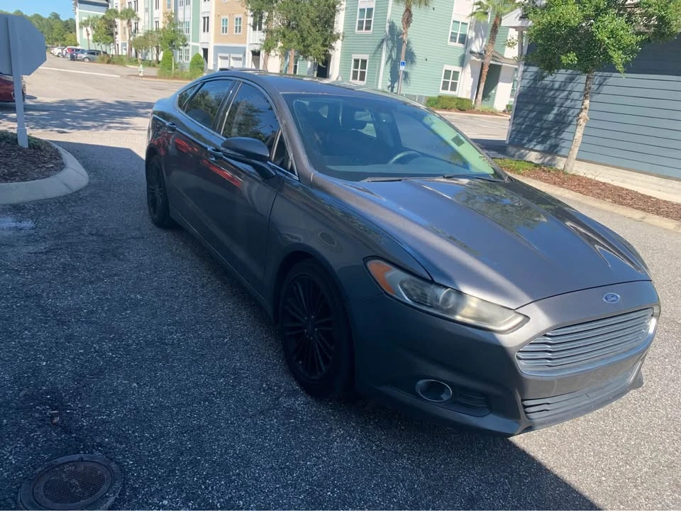 2014 Ford Fusion 2nd Gen - Image 2 of 11