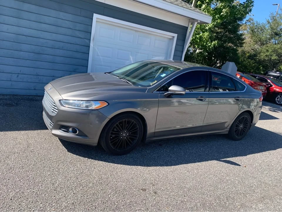2014 Ford Fusion 2nd Gen - Image 5 of 11
