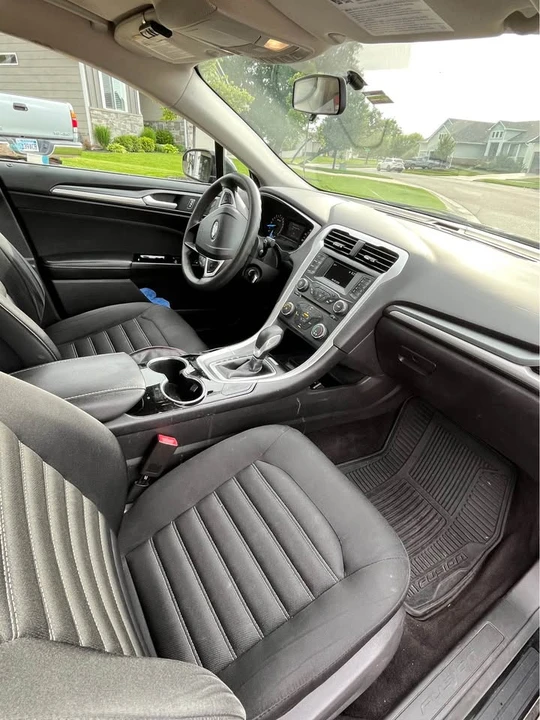 2014 Ford Fusion 2nd Gen - Image 5 of 5