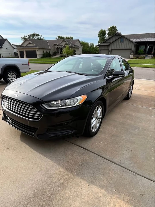 2014 Ford Fusion 2nd Gen - Image 2 of 5