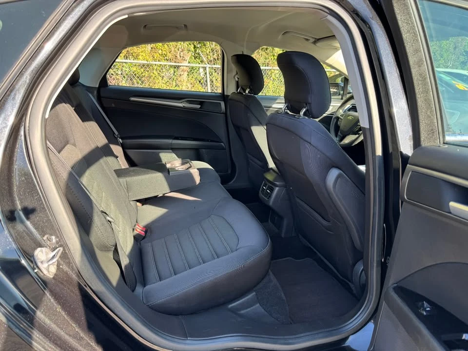 2014 Ford Fusion 2nd Gen - Image 11 of 18