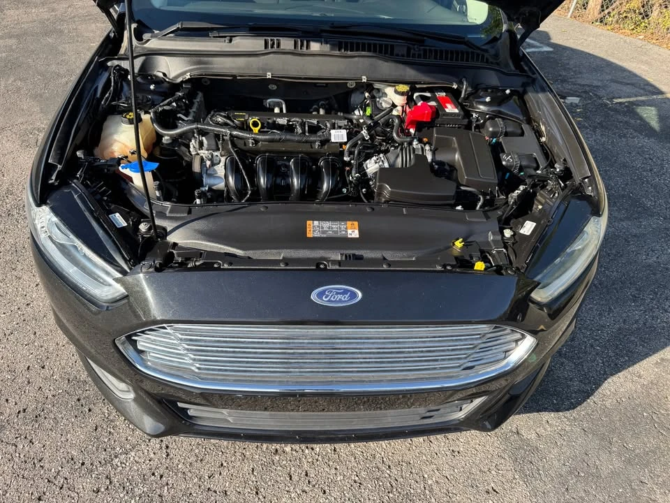 2014 Ford Fusion 2nd Gen - Image 16 of 18