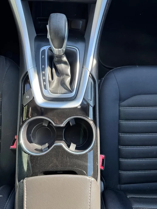2014 Ford Fusion 2nd Gen - Image 15 of 18