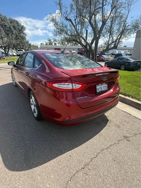 2014 Ford Fusion 2nd Gen - Image 5 of 7