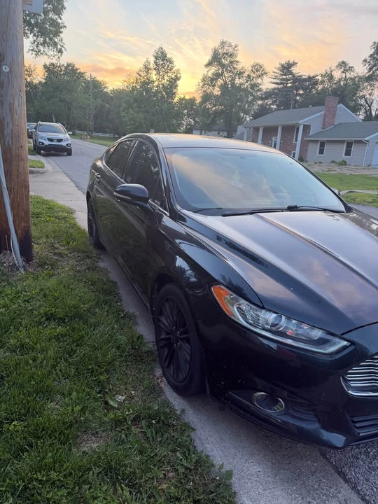 2014 Ford Fusion 2nd Gen - Image 3 of 13