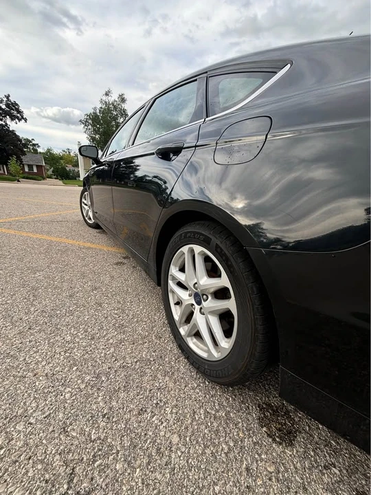 2014 Ford Fusion 2nd Gen - Image 11 of 16