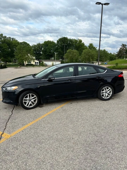 2014 Ford Fusion 2nd Gen - Image 4 of 16
