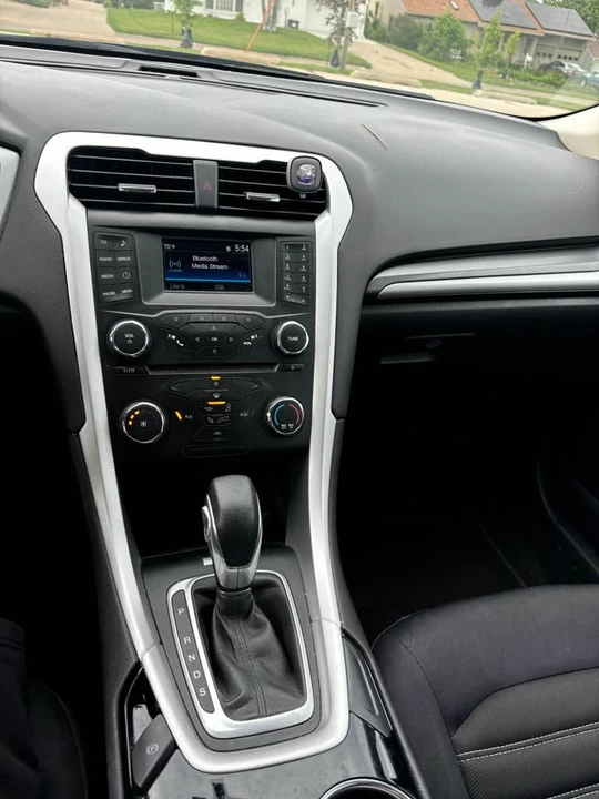 2014 Ford Fusion 2nd Gen - Image 13 of 16