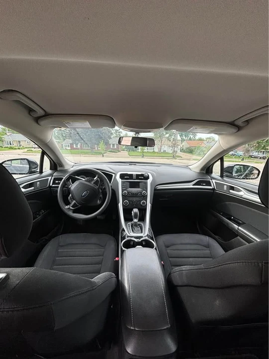 2014 Ford Fusion 2nd Gen - Image 8 of 16