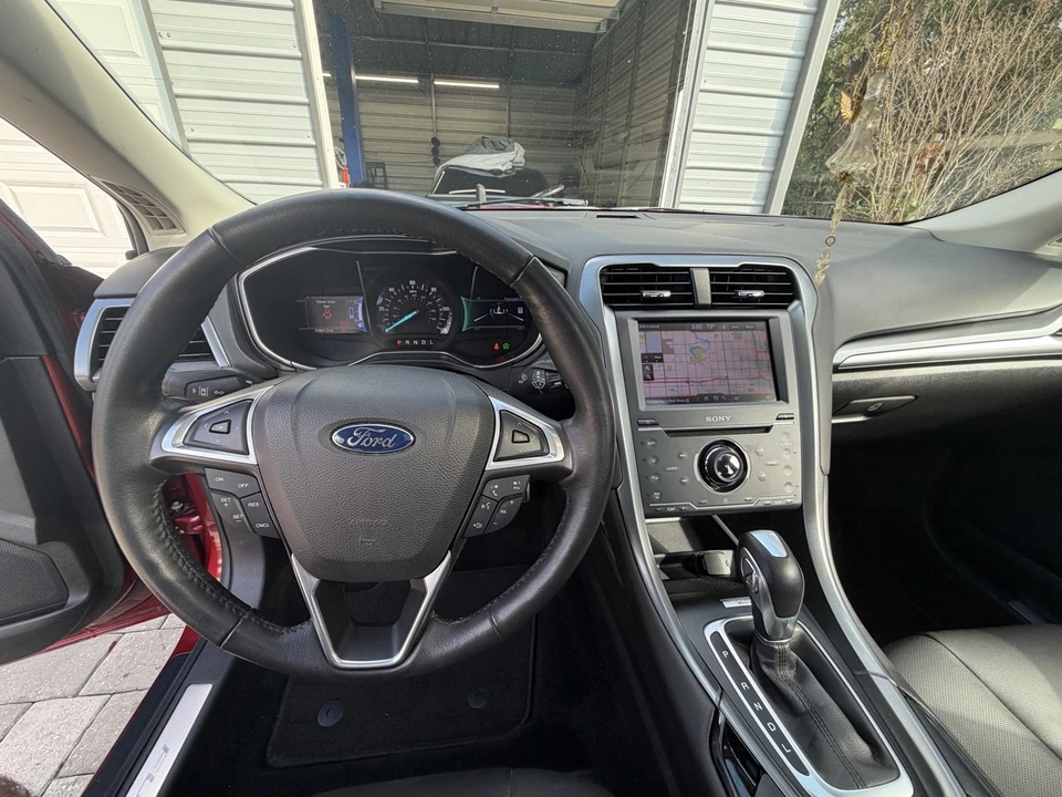 2014 Ford Fusion 2nd Gen - Image 14 of 16