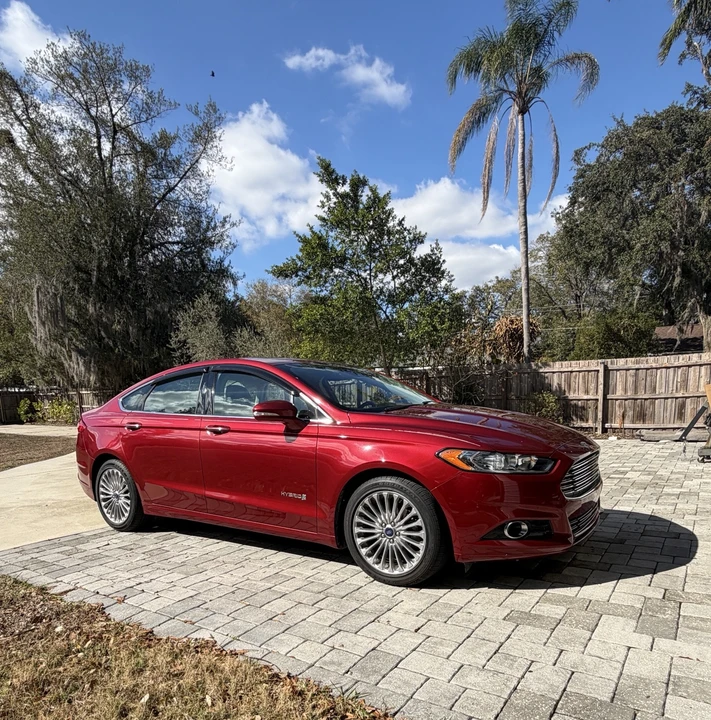 2014 Ford Fusion 2nd Gen - Image 4 of 16