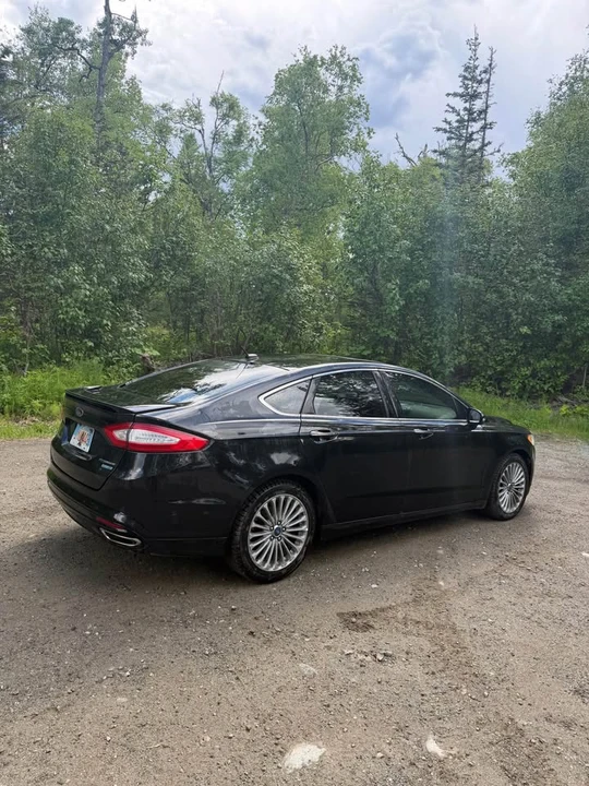 2014 Ford Fusion 2nd Gen - Image 5 of 15
