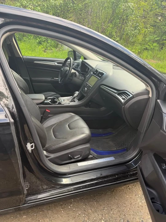 2014 Ford Fusion 2nd Gen - Image 12 of 15