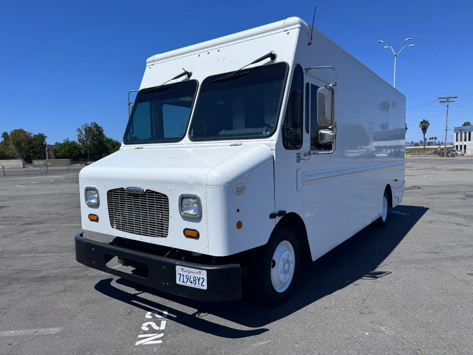 2014 Ford Transit - Image 2 of 27