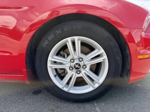 2014 Ford S197 Mustang - Image 10 of 17