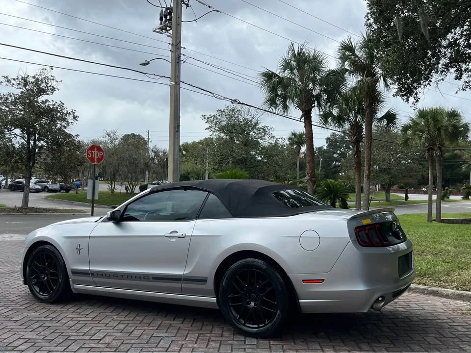 2014 Ford S197 Mustang - Image 5 of 20