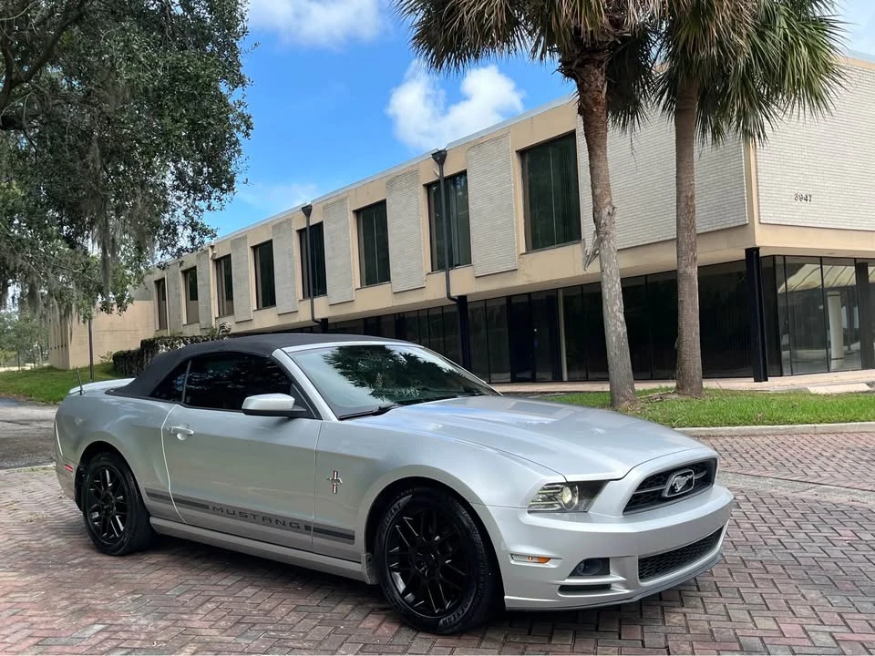 2014 Ford S197 Mustang - Image 12 of 20