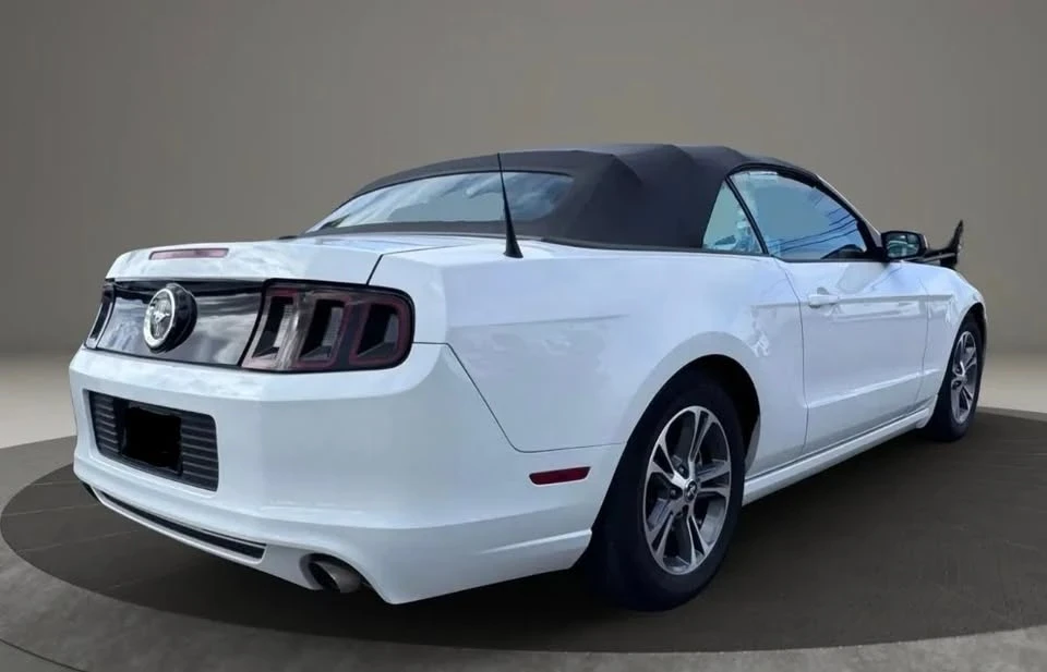 2014 Ford S197 Mustang - Image 2 of 7