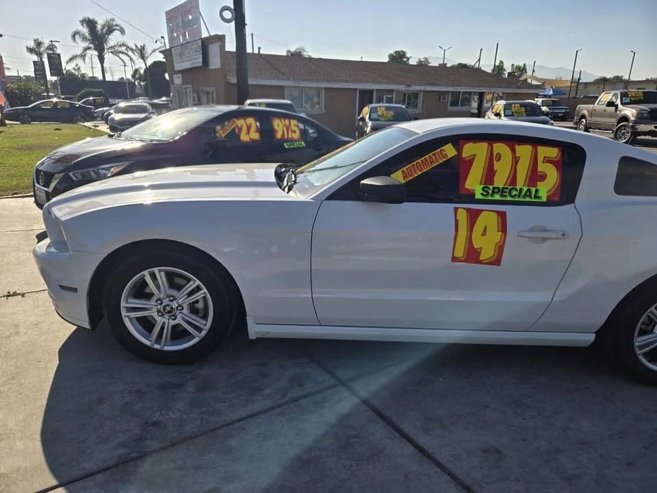 2014 Ford S197 Mustang - Image 2 of 13
