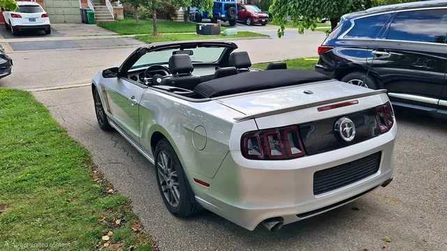 2014 Ford Mustang V6 Premium Convertible