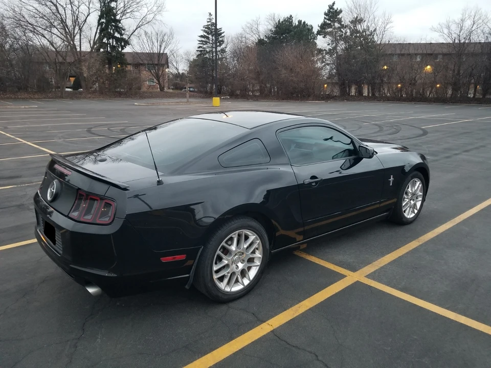2014 Ford S197 Mustang - Image 9 of 19