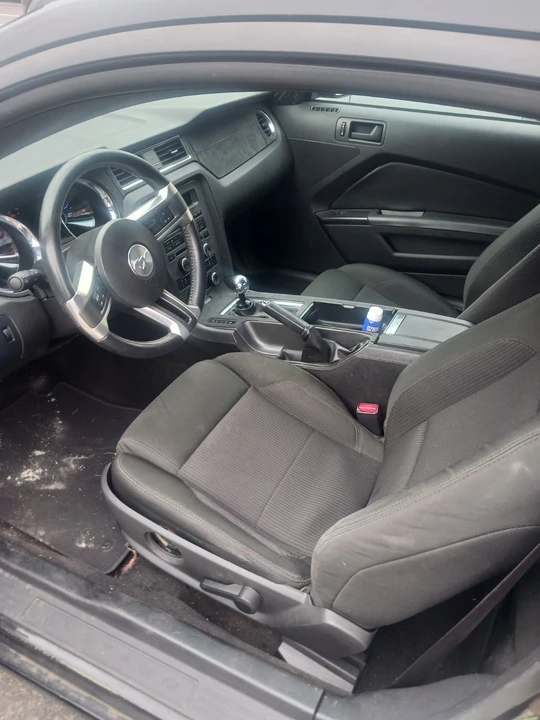 2014 Ford S197 Mustang - Image 4 of 9