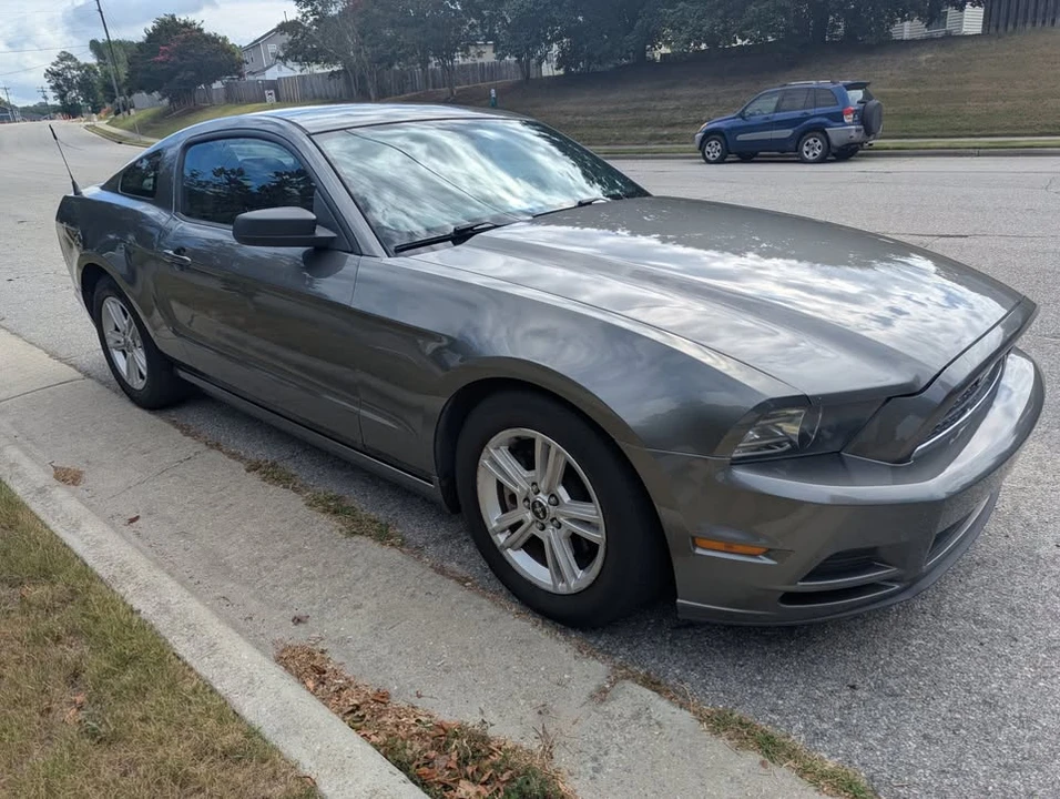 2014 Ford S197 Mustang - Image 3 of 12